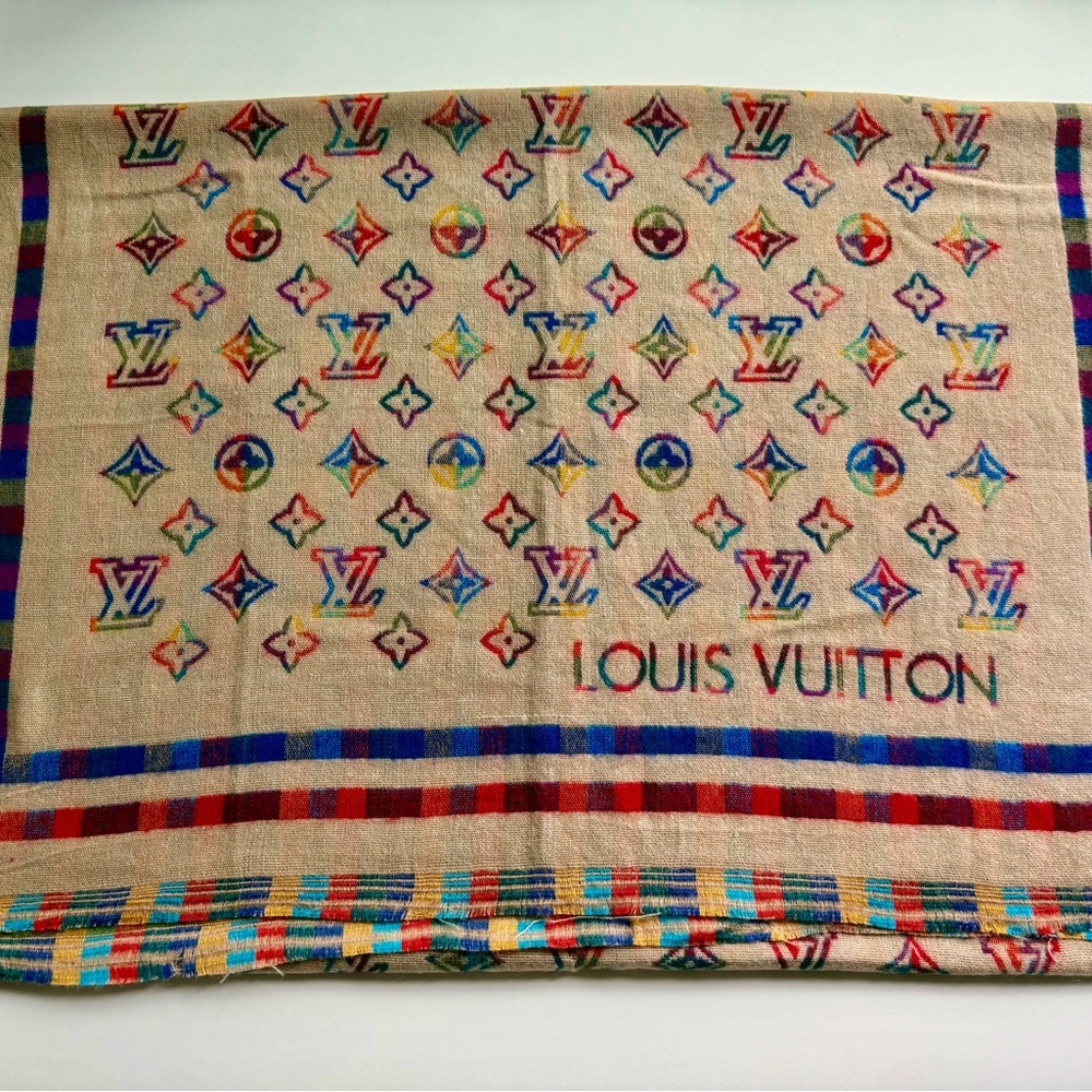 Louis Vuitton Beige Multicolor Logo Scarf - Picture 2 of 6